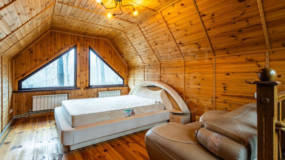 Chirie, casă, 3 nivele, 6 camere, Ialoveni - Poză 2