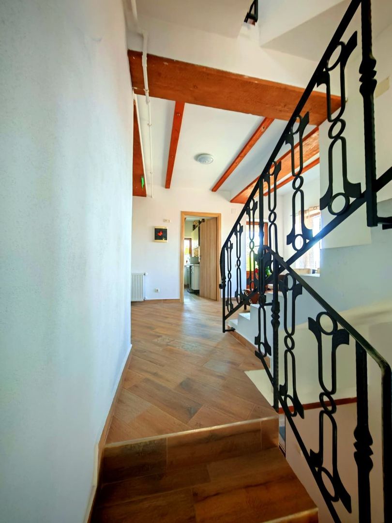 Casa / vila,  pensiune investitie zona Sacele, Brasov - Poză 8