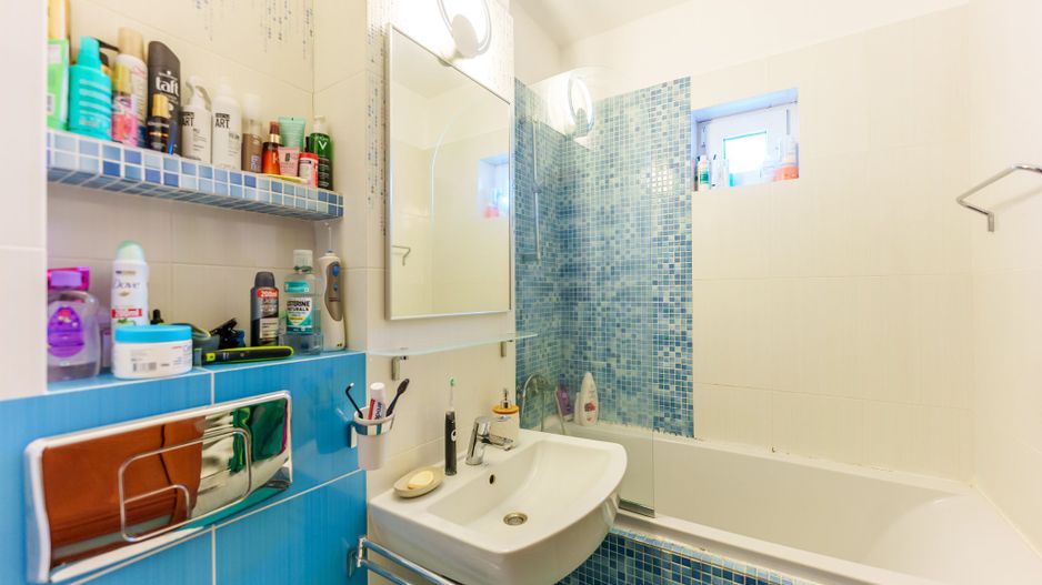 Apartament 3 camere lângă Hotel Central - Poză 8