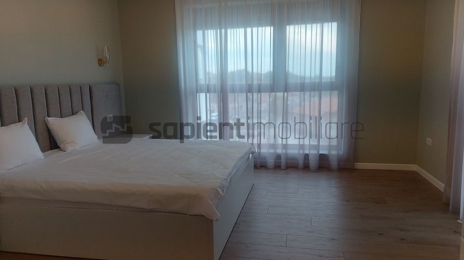 Ap.cu 3 camere lux, ultracentral - Poză 5