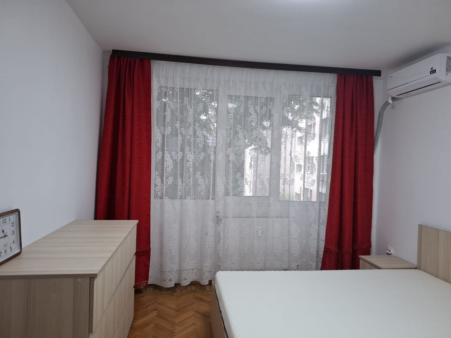 URGENT!, renovat complet, vedere spate, mobilat/utilat modern, liber - Poză 5
