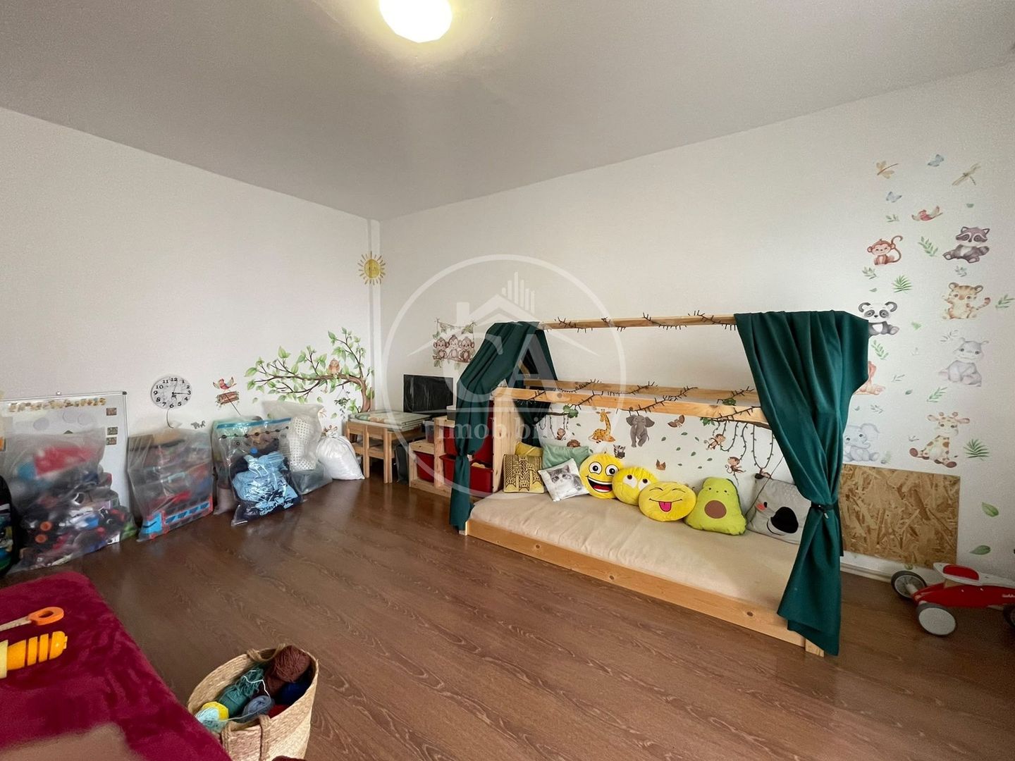 Apartament de închiriat cu 2 camere în zona Nufărul, Oradea - Poză 2
