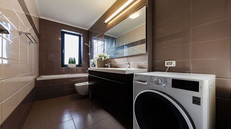 Apartament spatios, luminos,4 camere, zona Braytim, Comision 0 - Poză 37