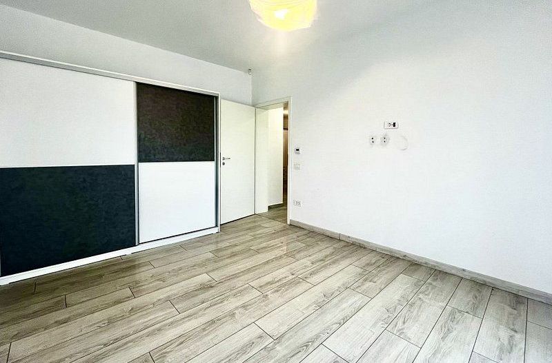 Apartament 3 camere, spațios si modern, terasa 20 mp, la intrare in Dumbrăvița - Poză 12