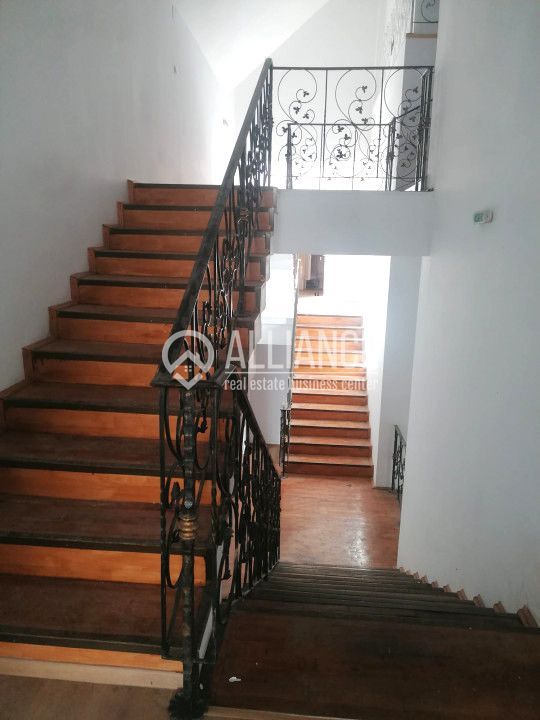 CENTRU (COD10( - Cladire comerciala de vanzare sau inchiriere - Poză 2