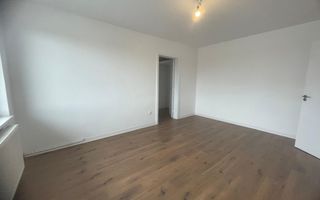 Apartament de vanzare, cu 2 camere, etaj 2, renovat recent Cartier Terezian - Poză 8