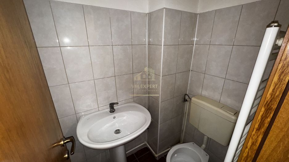APARTAMENT CAMPULUNG TIP PENTHOUSE, 5 CAMERE GRUI - Poză 35