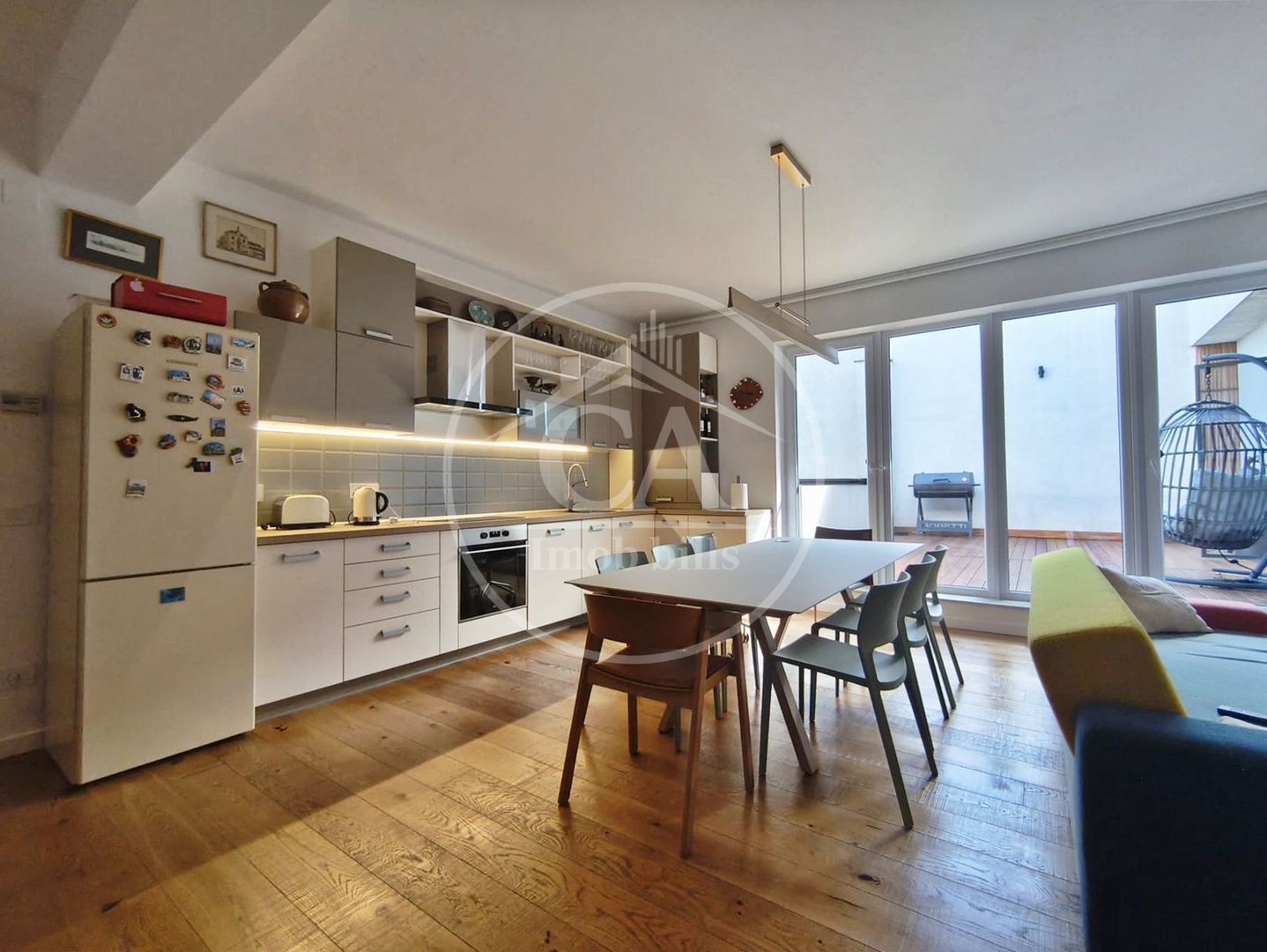 Penthouse de închiriat cu 4 camere si terasa, Prima Sucevei, Oradea - Poză 9