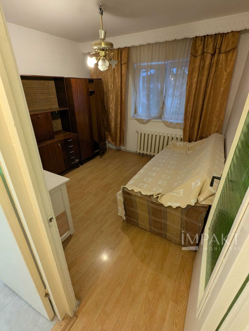Apartament 4 camere decomandate, etaj intermediar,  zona Kaufland - Poză 4