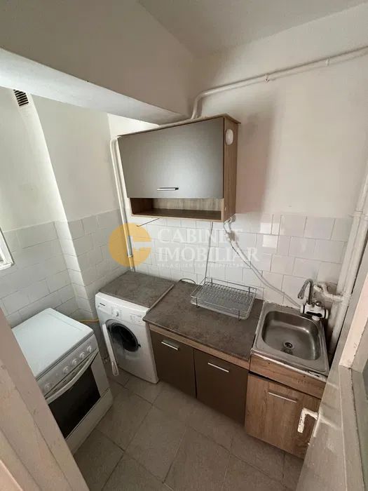 Garsonieră de închiriat, 24 mp, Tudor Vladimirescu, etaj 3 - Poză 4