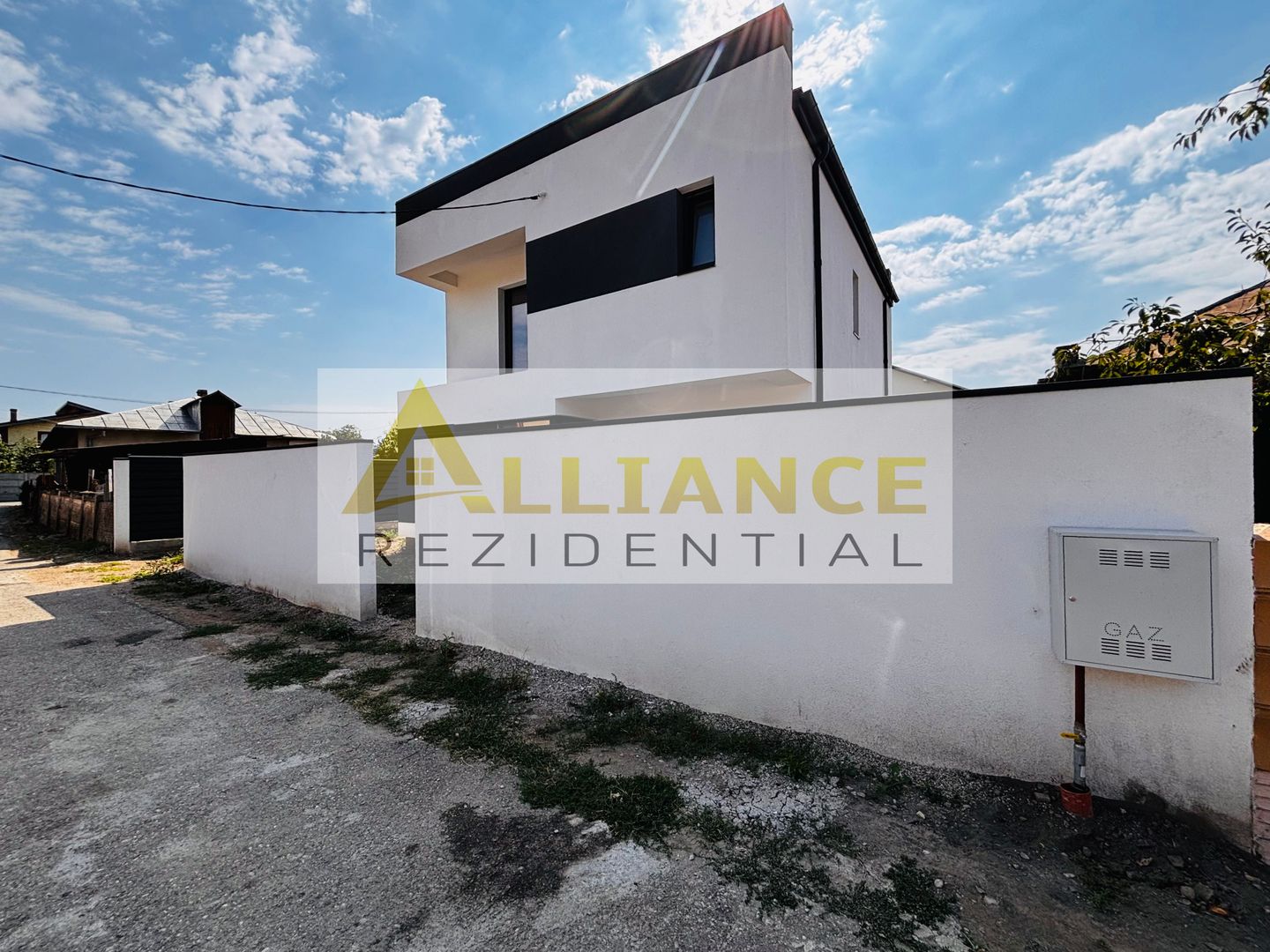 Casă modernă de vânzare – 4 camere, 350 mp teren - Poză 4