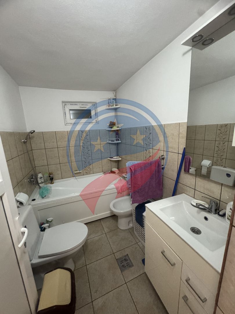 Casă primitoare, excelent poziționată, ideală pentru o familie! - Poză 4