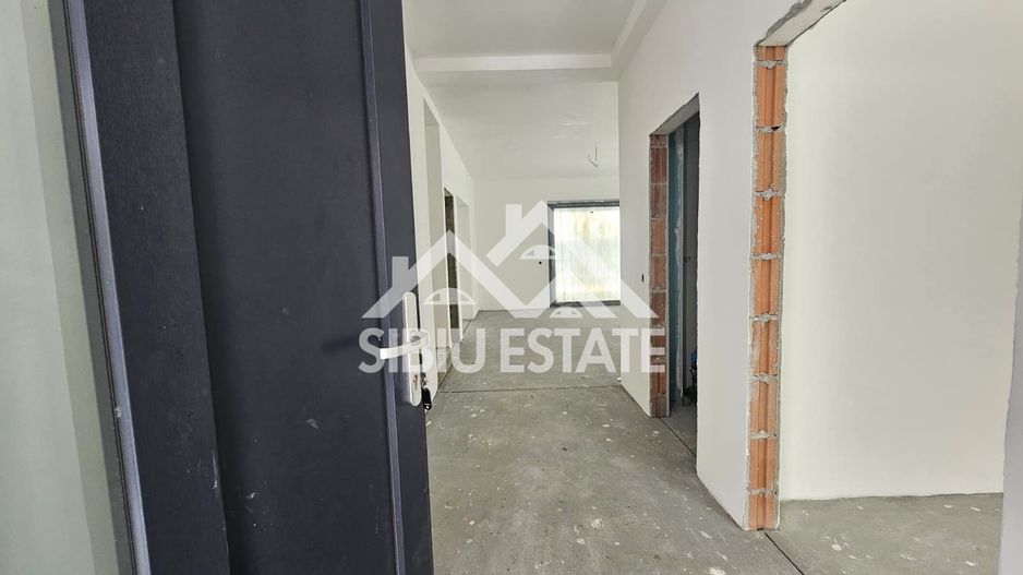 Casa NOUA teren 505 mp - Poză 14