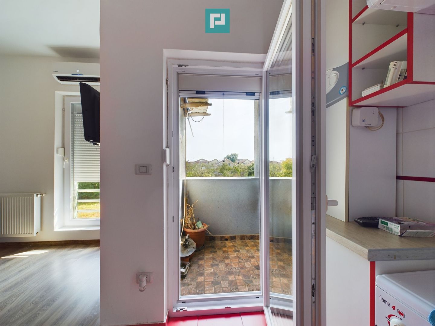 Apartament cu 2 camere in Giroc - Poză 5