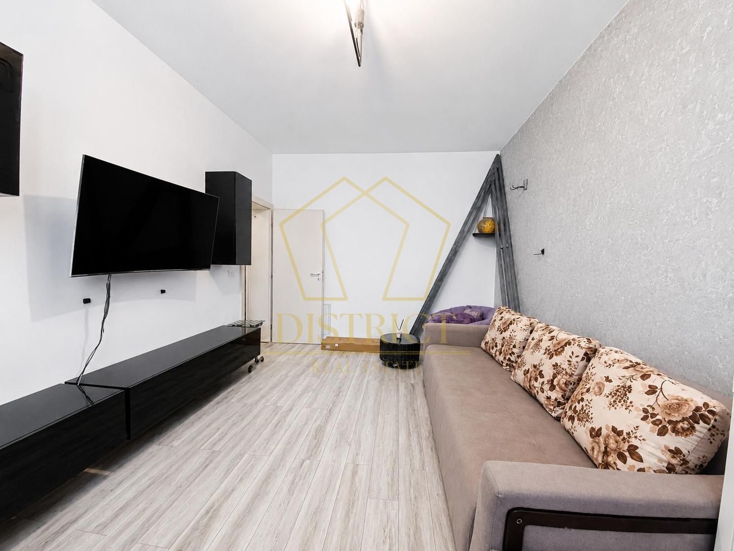 Apartament cu 2 camere | Giroc - Poză 3