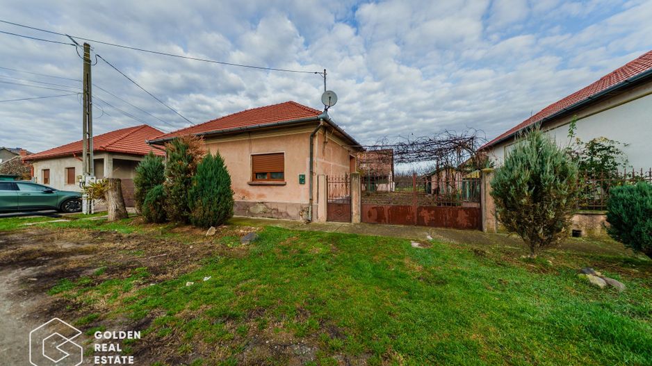 Casa in Ineu, cu teren de 1522 mp, comision 0% - Poză 19