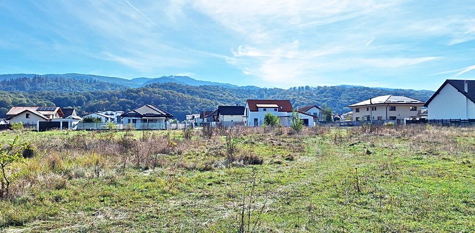 Intrare in Rasnov dinspre Brasov, zona de case noi, teren de 1976mp,  80 euro/mp - Poză 8