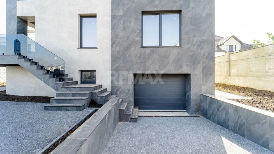Casa de vânzare, individuală, Centru - Poză 3