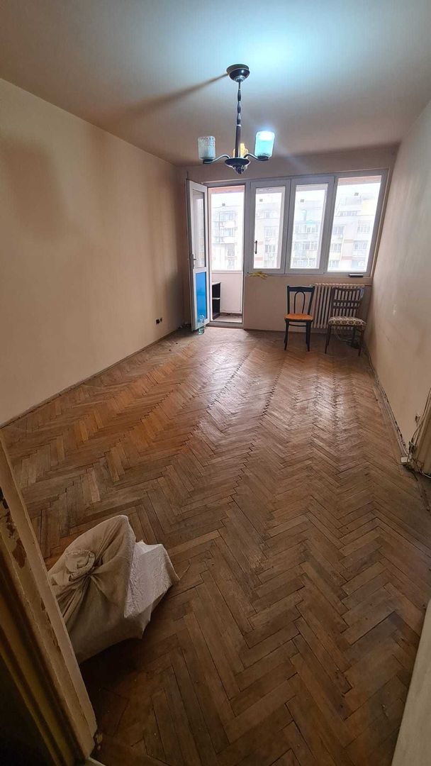 Apartament 2 camere Iancului Nemobilat, bloc Risc 2 - Poză 1