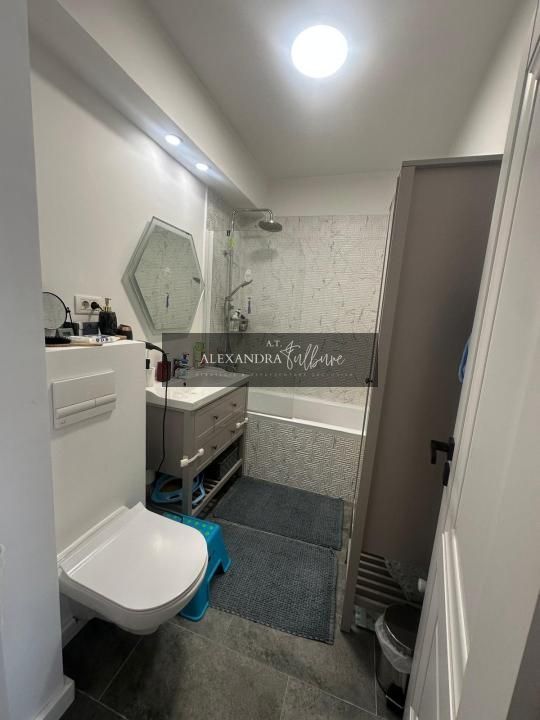 Apartament de vanzare 3 camere, 66 mp, 2 bai, balcon, 2 parcari - Poză 16
