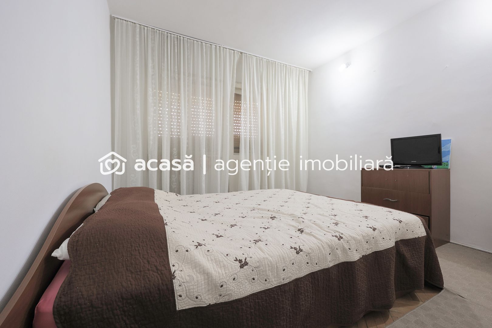 VANDUT! Apartament decomandat 3 camere - Vlaicu - Comision 0% - Poză 3