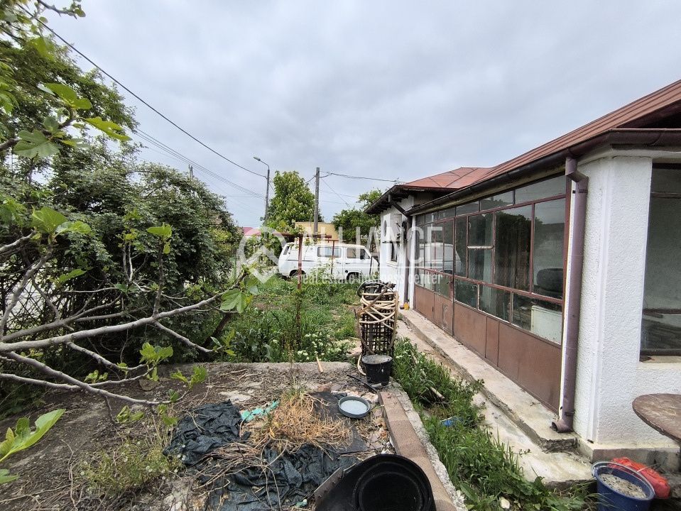 EFORIE NORD (COD03) - Casa din caramida si teren generos ! - Poză 4