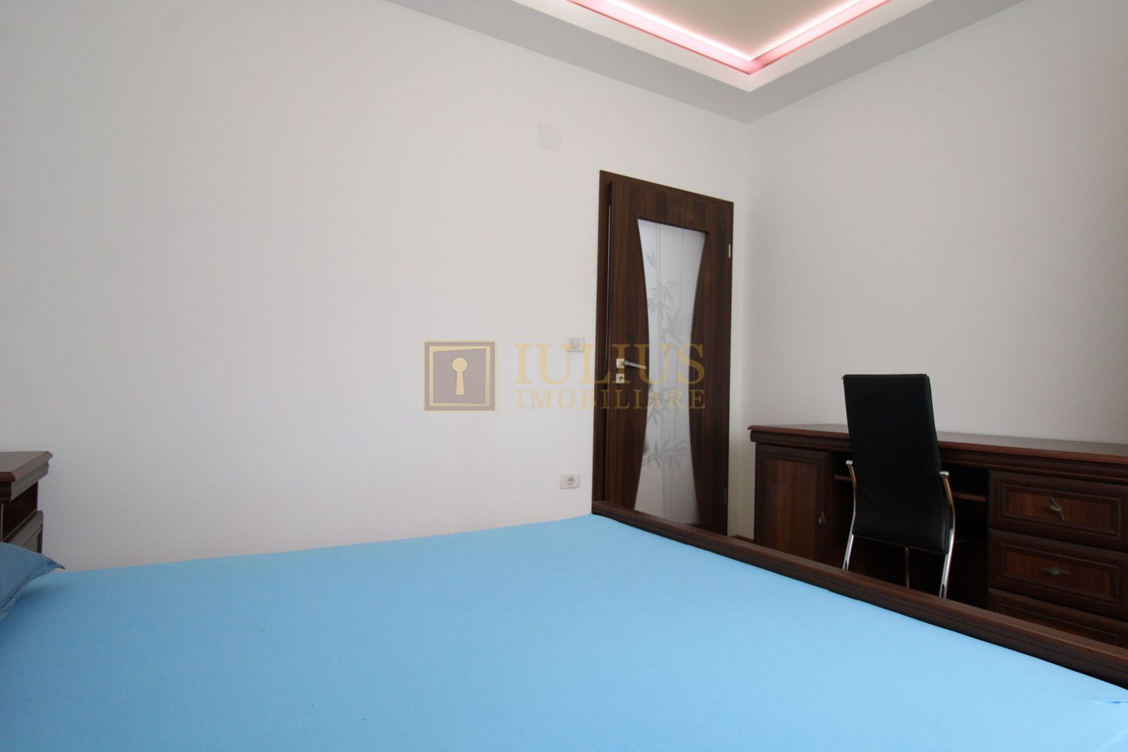 Stadion/Complex Studentesc;3 camere, 2 dormitoare egale, centrala proprie si AC. - Poză 17