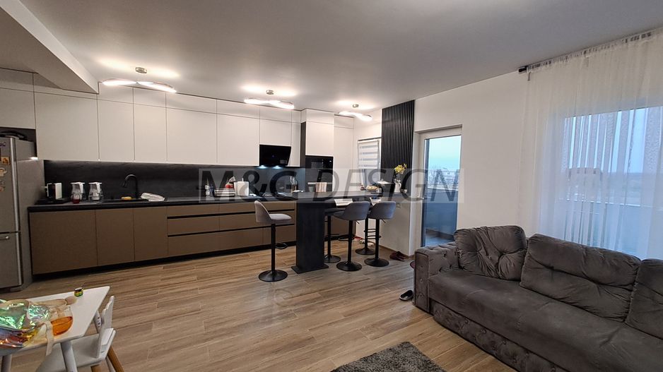 3 camere  bloc nou, 80 mp utili , balcon de 20 m - Poză 17