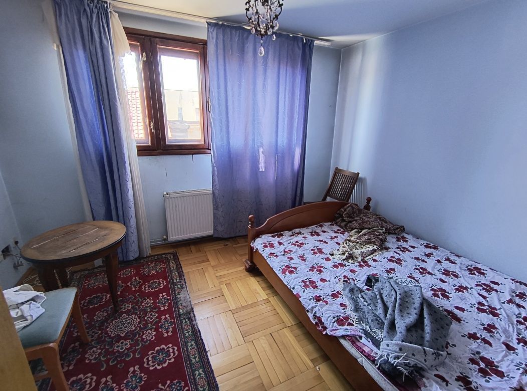 De Vanzare Casa 5 Camere, Anexa, Garaj, Curte - Parcul Carol - Poză 5