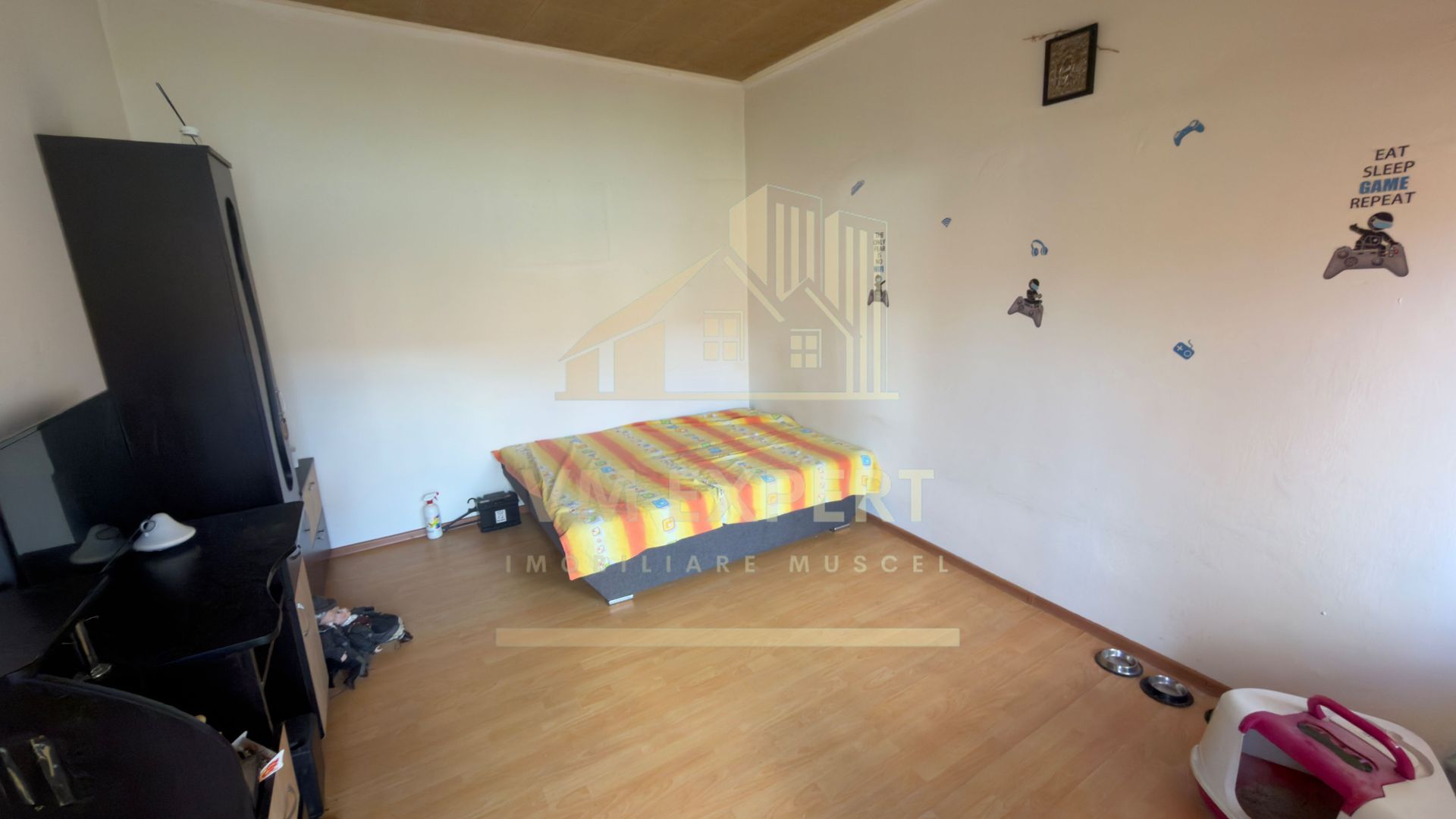 CASĂ 4 CAMERE TEREN 233 MP CENTRU CAMPULUNG - Poză 6
