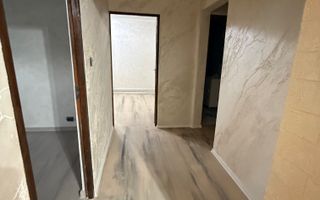 🏡 De închiriat 3 camere nemobiltate, Port, 500 Euro/luna - Poză 5