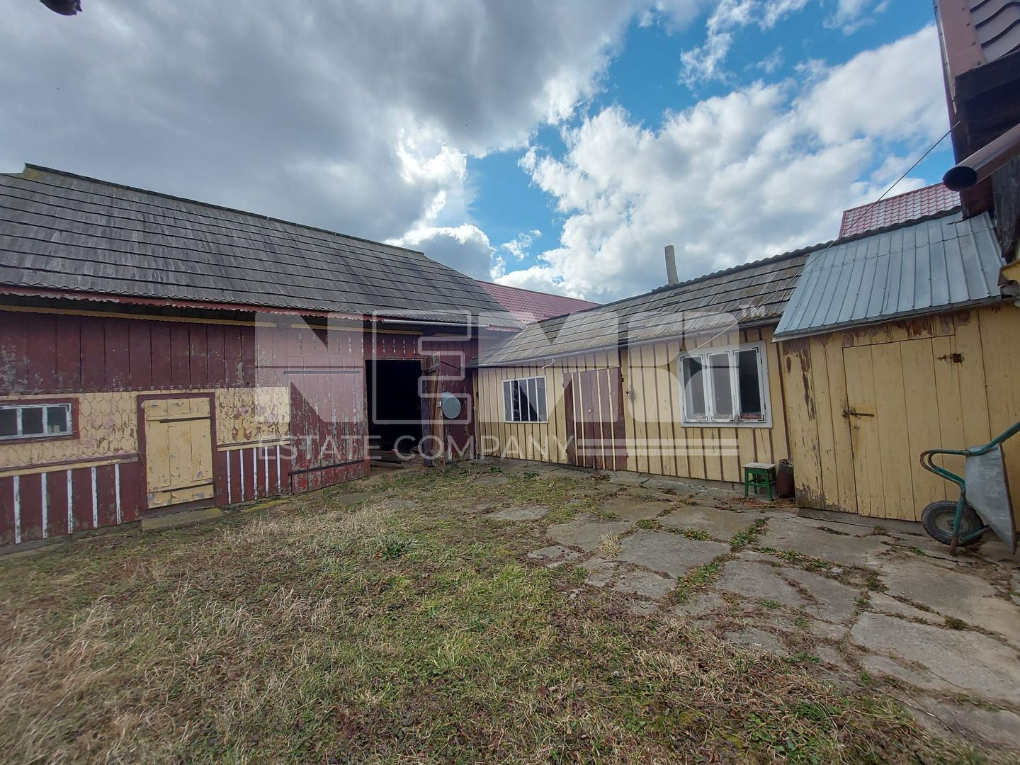 🏡 Casă de vânzare în Horodnicul de Sus! 🏡 - Poză 3