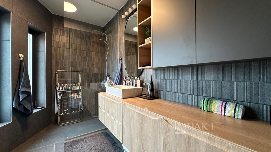 Design Premium | 137 mp | 2 Parcari in Curte | Smart Home | Buna Ziua - Poză 16