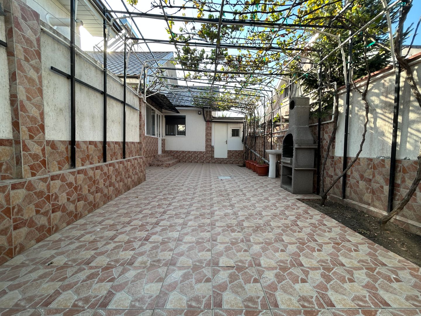 Vila P+M zona noua de vile Navodari - Poză 9