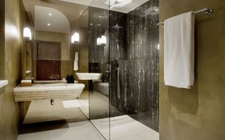 Full Service Apartment | 2 Bedrooms | Parking | Concierge - Poză 8