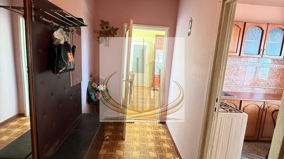 Apartament 3 camere Girocului 65mp 105000 euro - Poză 2