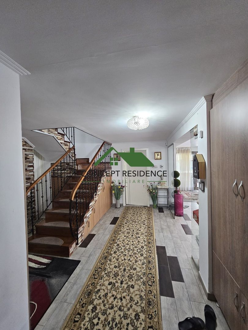Casă cu piscină și garaj, teren 775 mp – Valea Borcutului - Poză 17