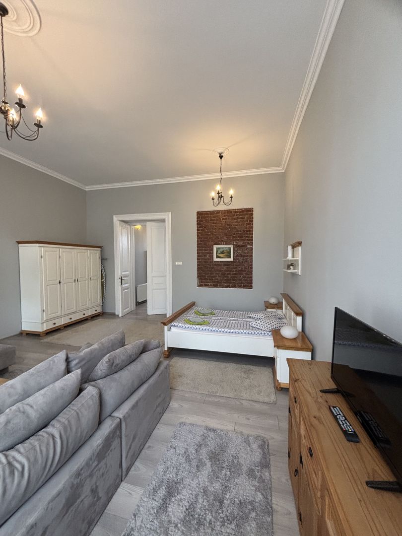 Apartament cu o camera în clădire istorică ,zona Maria - Poză 25