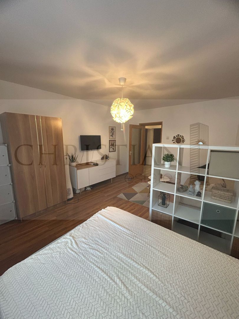 Garsoniera Spatioasa - Mircea Voda 46 - Metrou Timpuri Noi - Poză 12