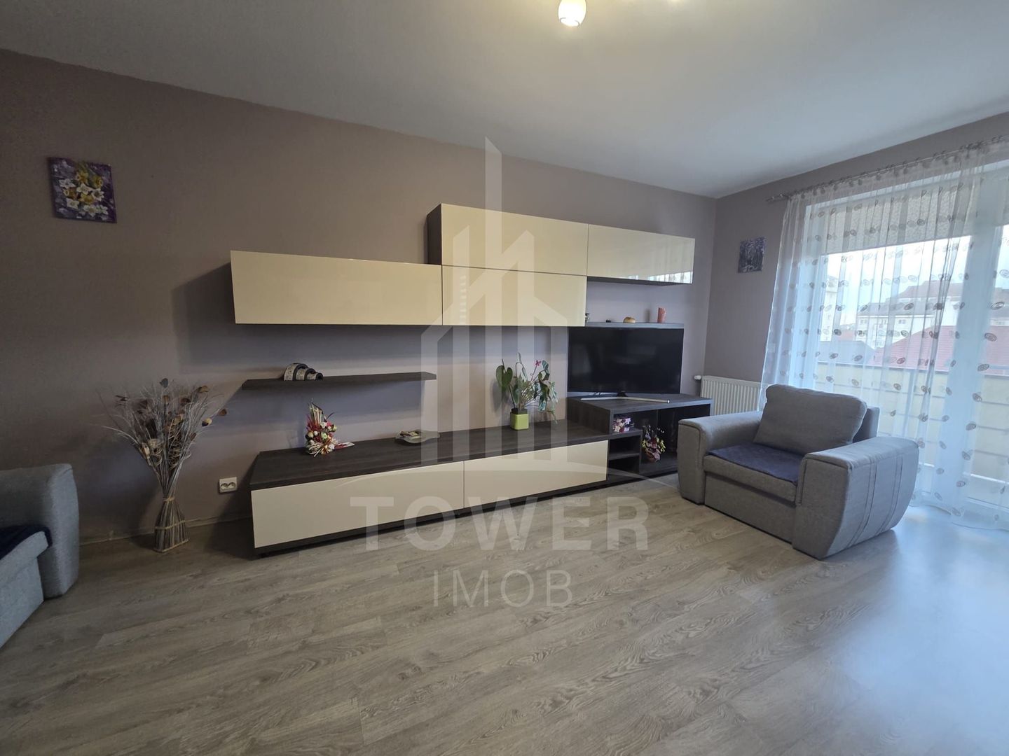 Apartament modern 3 camere, 70 mp, zona Turnișor – parcare în curte privată - Poză 2