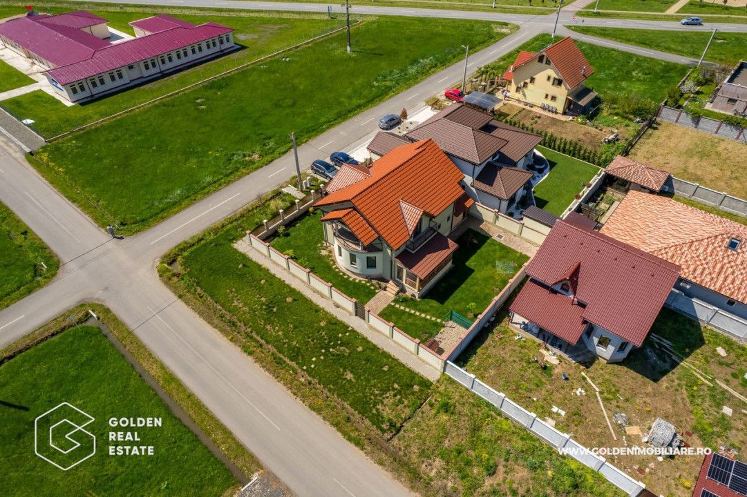 Vilă de lux în localitatea Livada - Poză 2