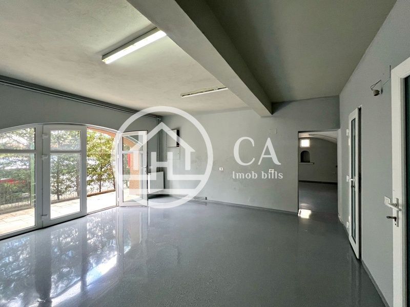 Casa de închiriat cu 11 camere în zona Gheorghe Doja, Oradea - Poză 16