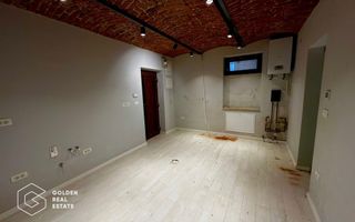 Oportunitate!Spatiu comercial 3 camere+apartament 2 camere la etaj,zona centrala - Poză 8