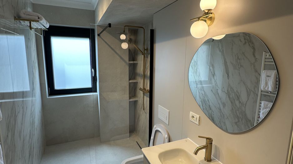 Apartment deosebit 1 camera loc de parcare - Poză 9