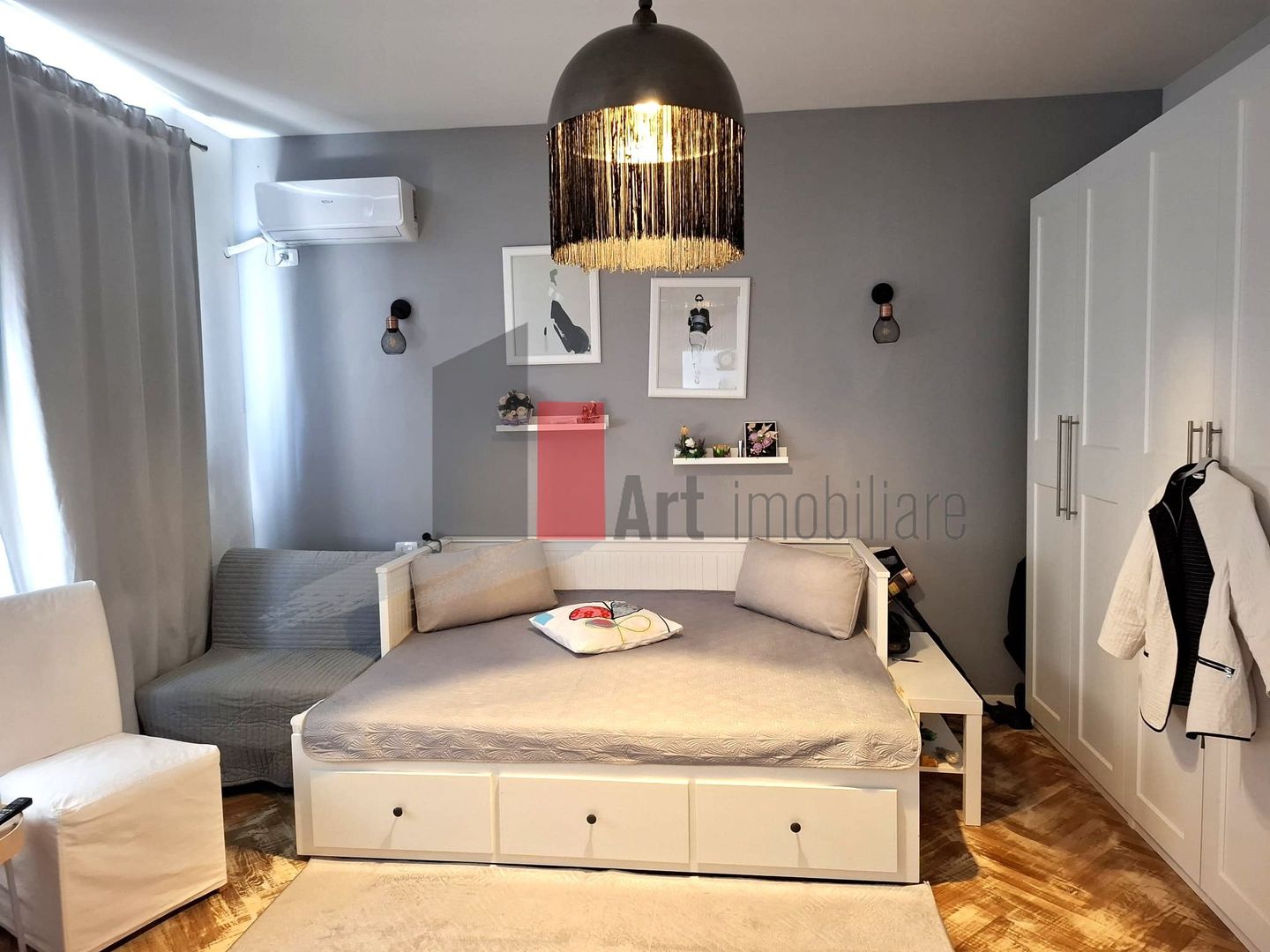 Studio modern, 32 mp,+ 20 mp anexe, zona Parcul Carol-Parlament - Poză 2