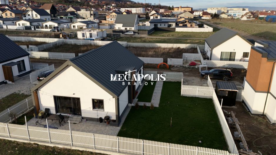 Casă 3 camere / Codlea / Credit / 80mp - Poză 3