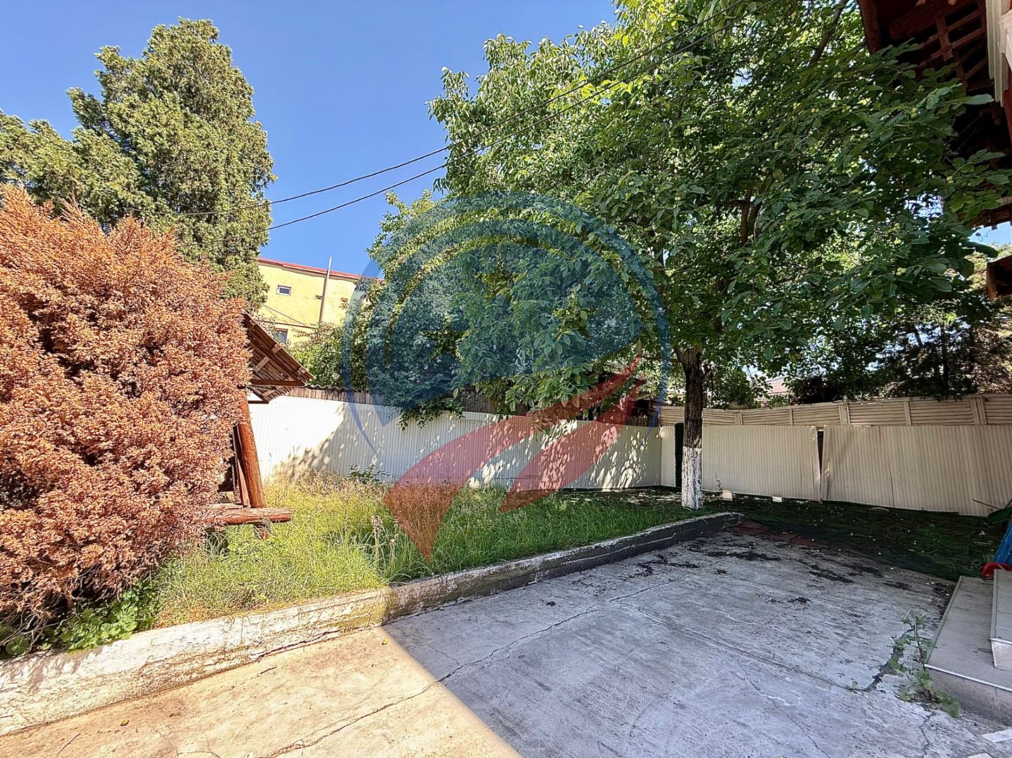 Casa de vanzare-vis-a-vis de Casa Studenților/Craiova - Poză 6