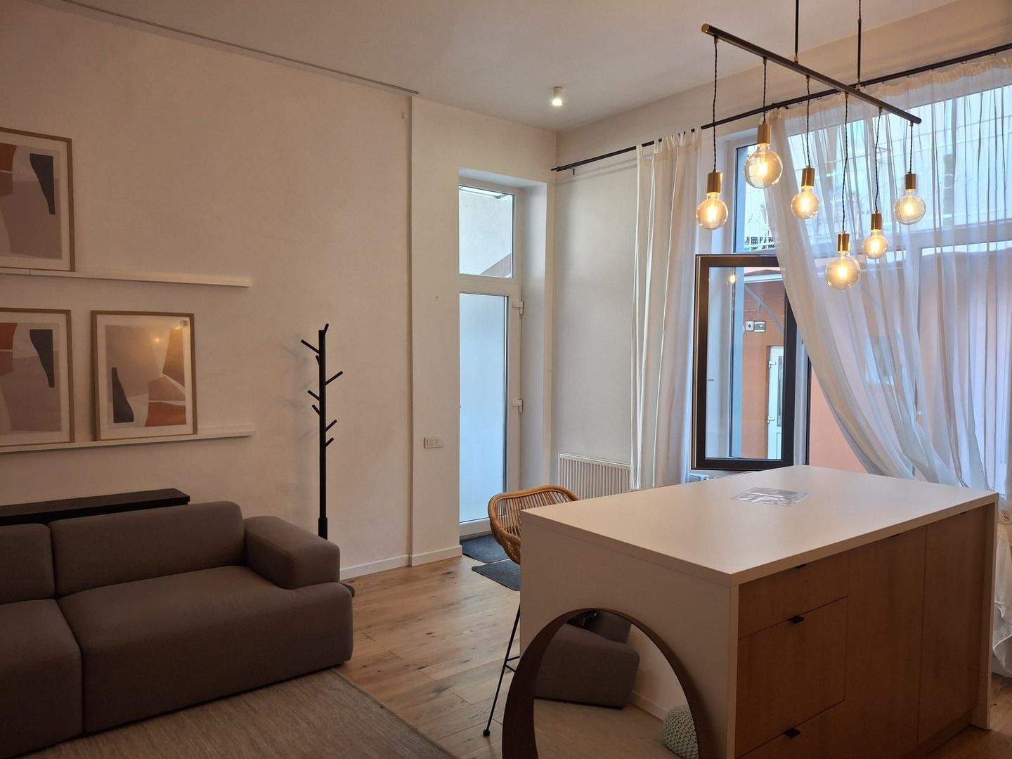 Apartament 2 camere de închiriat – Centru, Cluj-Napoca - Poză 1