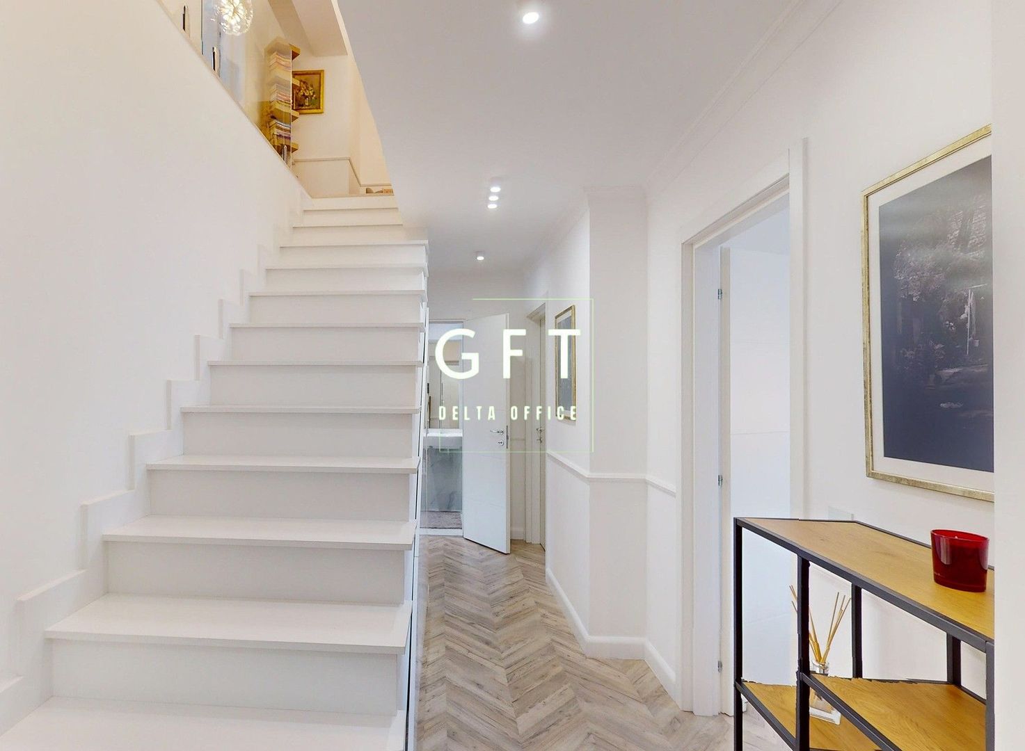 Apartament de Lux-pe 2 nivele, 140 mp, Zona Ultracentrală - Poză 2