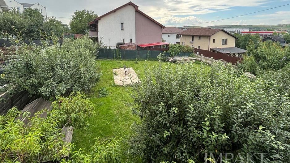 Vilă spațioasă cu garaj, curte de 600 mp  Sânnicoara - Poză 19